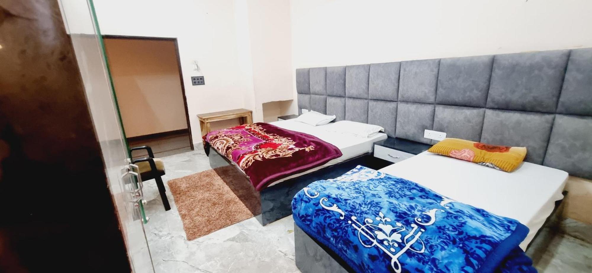 Surya Palace Ayodhya Luaran gambar